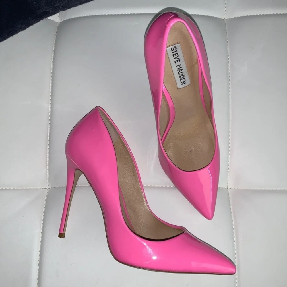 Steve Madden | Daisie Heels - Picture 2 of 11
